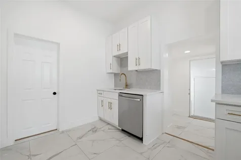 2120 W Nassau Street Tampa FL 33607