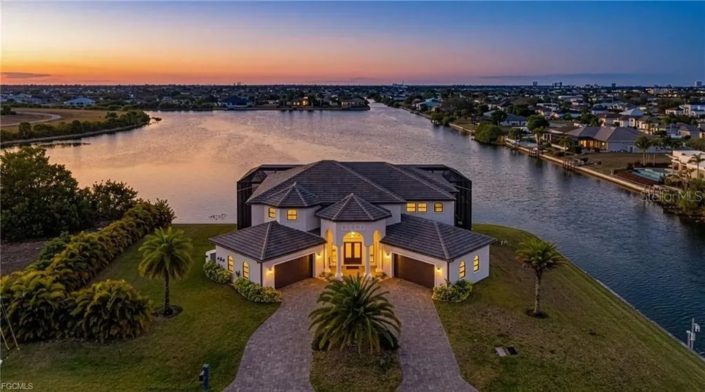 2003 NE 10th Place Cape Coral FL 33909