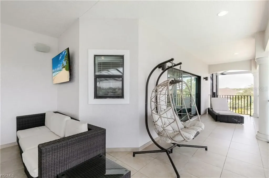 2003 NE 10th Place Cape Coral FL 33909