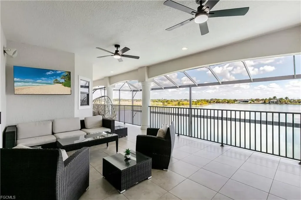 2003 NE 10th Place Cape Coral FL 33909
