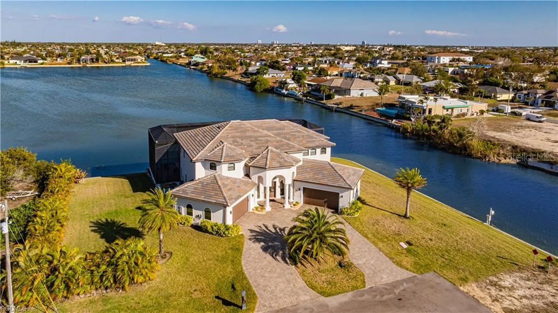 2003 NE 10th Place Cape Coral FL 33909