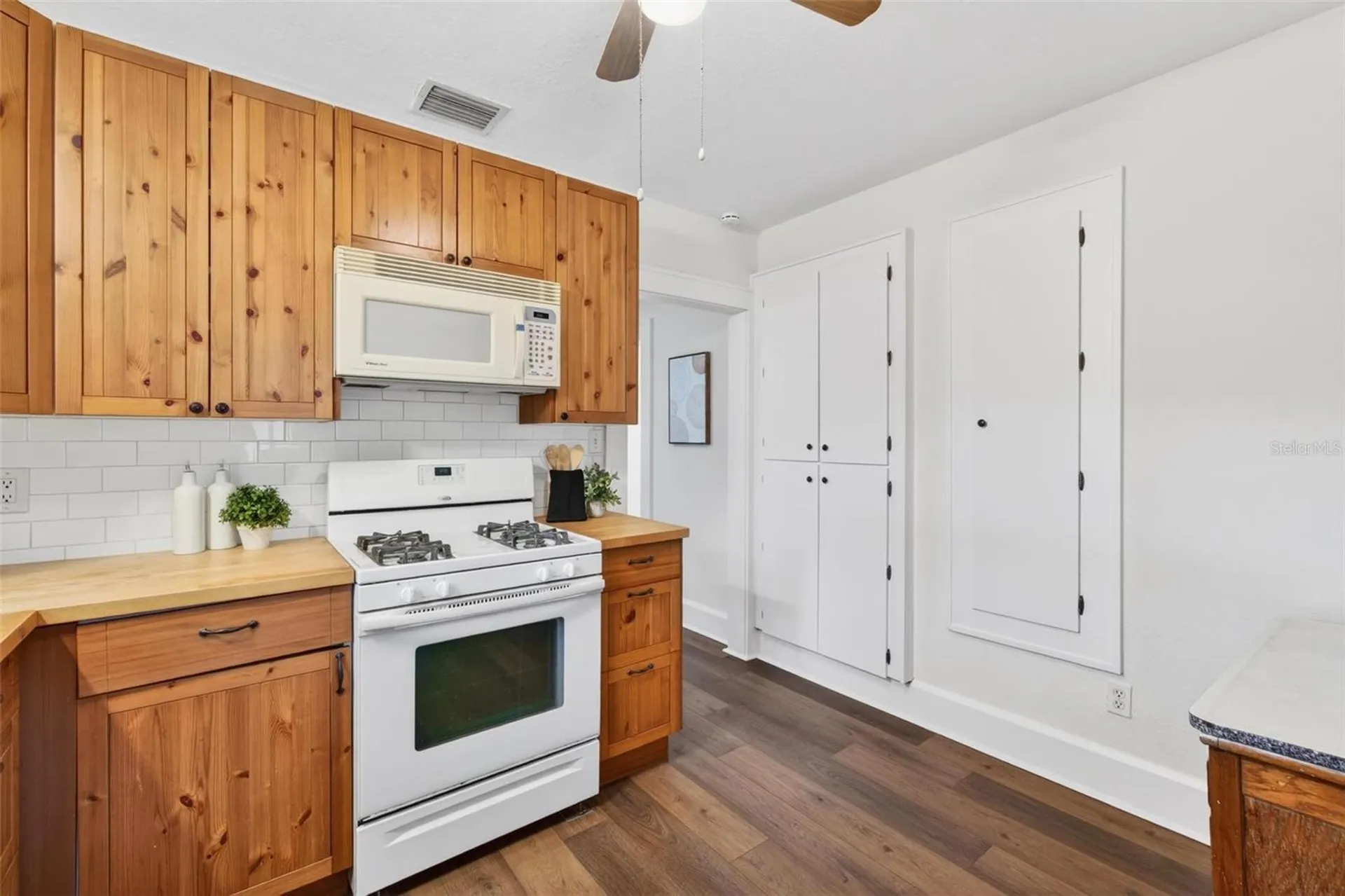 5218 1st Avenue S St Petersburg FL 33707