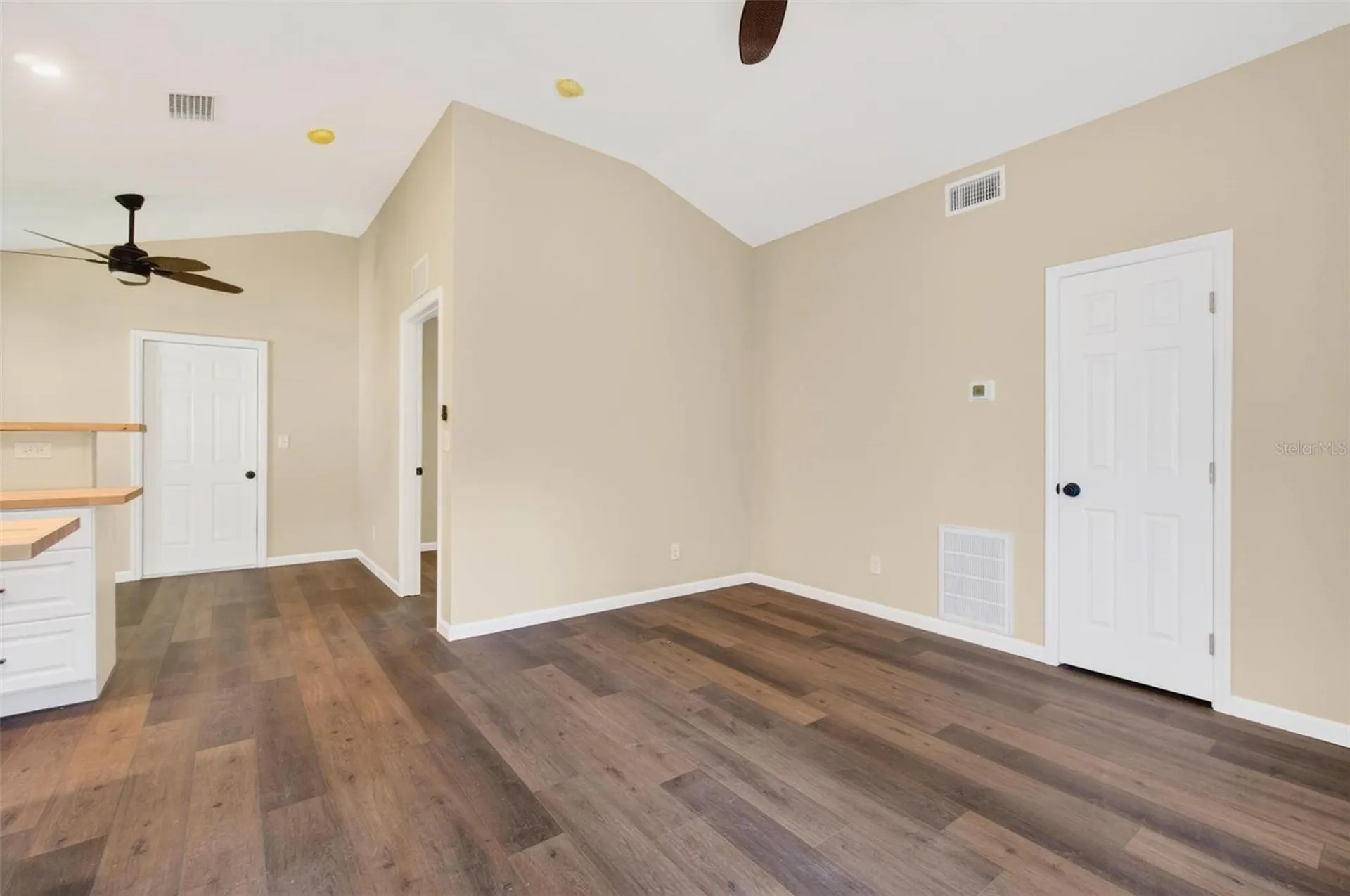 5218 1st Avenue S St Petersburg FL 33707