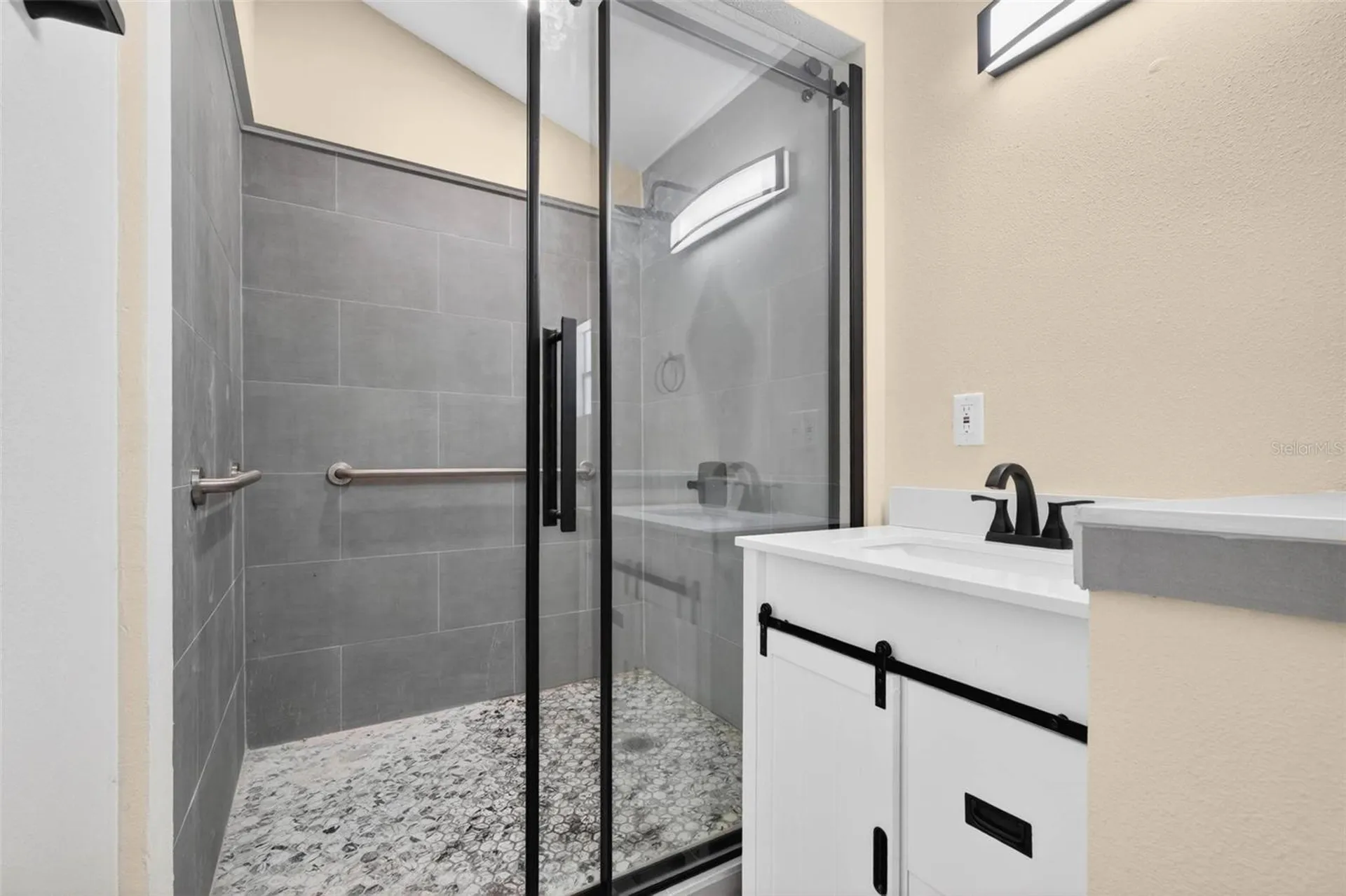 5218 1st Avenue S St Petersburg FL 33707