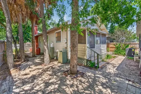 5218 1st Avenue S St Petersburg FL 33707