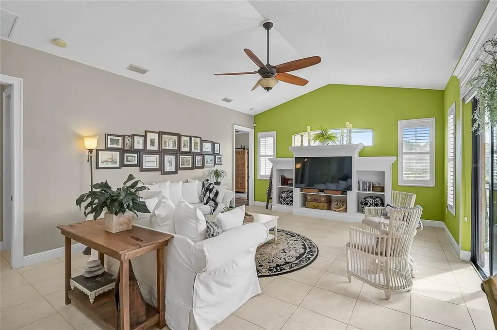 4360 Via Del Santi Venice FL 34293