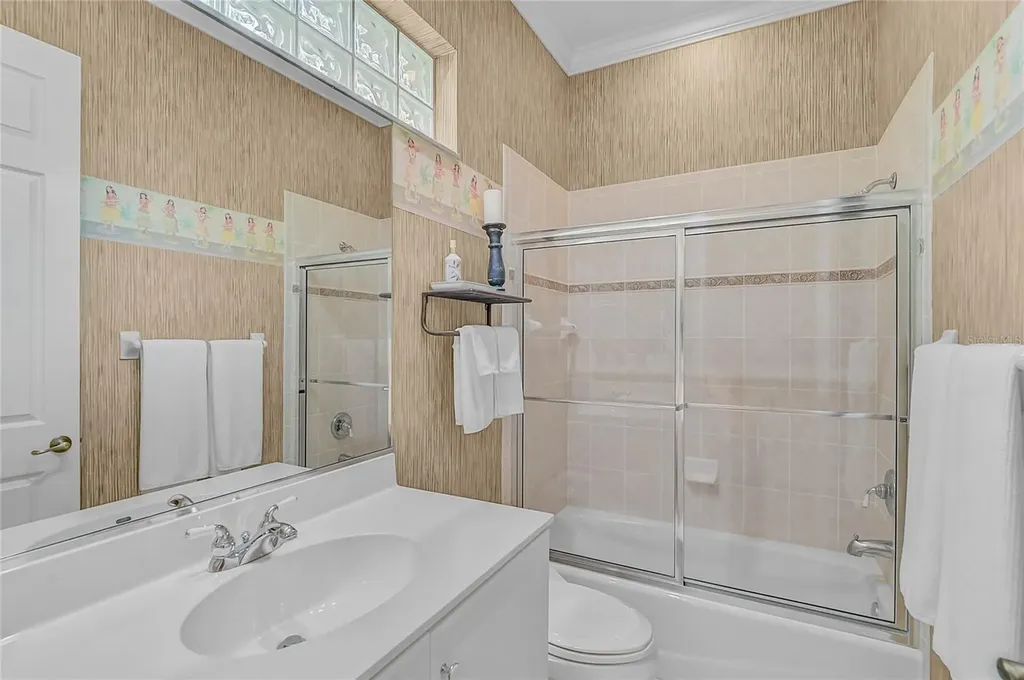 4360 Via Del Santi Venice FL 34293