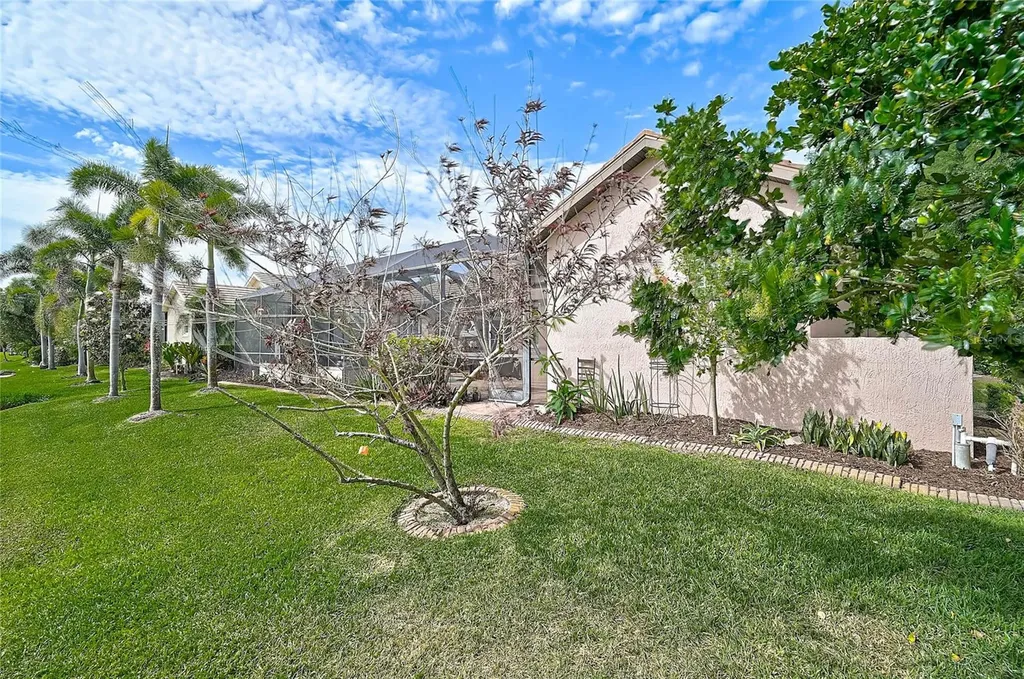 4360 Via Del Santi Venice FL 34293
