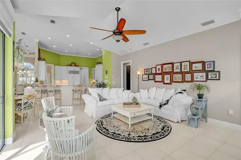 4360 Via Del Santi Venice FL 34293