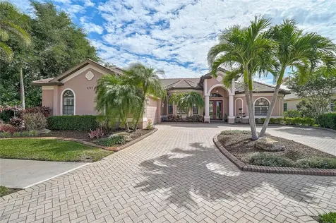 4360 Via Del Santi Venice FL 34293