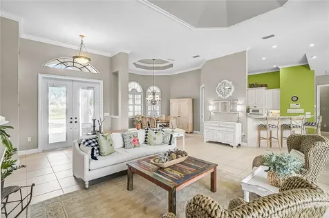4360 Via Del Santi Venice FL 34293