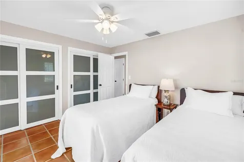 12475 4th Street E Treasure Island FL 33706