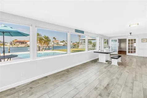 12475 4th Street E Treasure Island FL 33706
