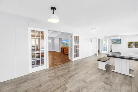 12475 4th Street E Treasure Island FL 33706