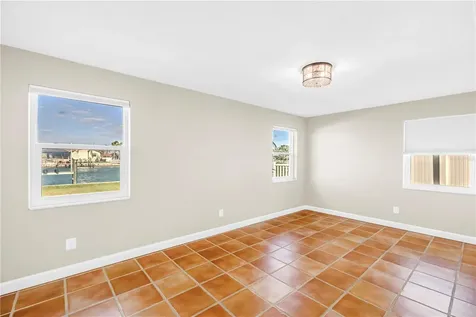 12475 4th Street E Treasure Island FL 33706
