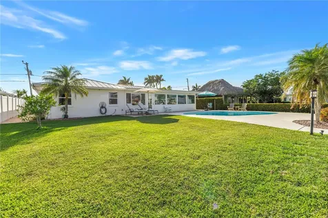 12475 4th Street E Treasure Island FL 33706