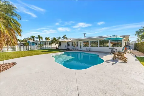 12475 4th Street E Treasure Island FL 33706