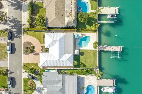 12475 4th Street E Treasure Island FL 33706