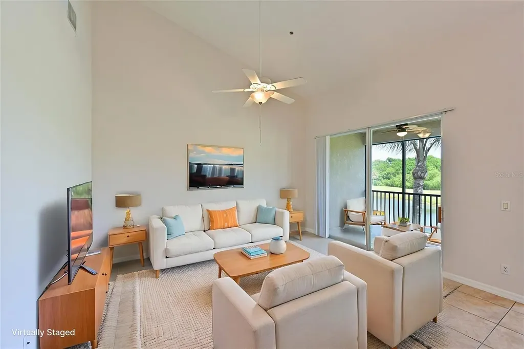 1011 Fairwaycove Lane Bradenton FL 34212