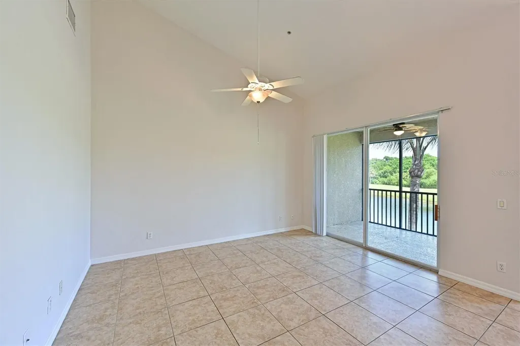 1011 Fairwaycove Lane Bradenton FL 34212