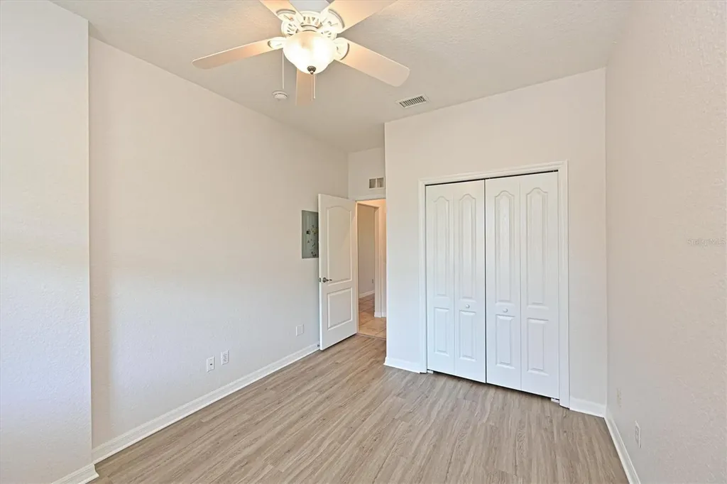 1011 Fairwaycove Lane Bradenton FL 34212
