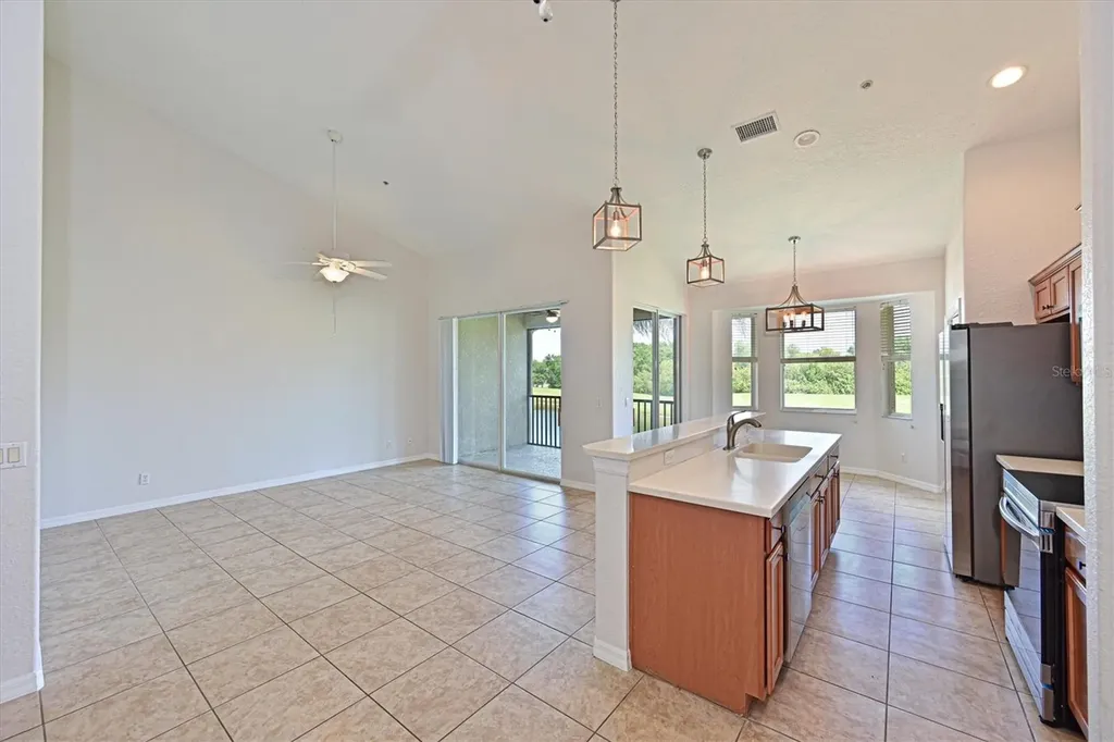 1011 Fairwaycove Lane Bradenton FL 34212