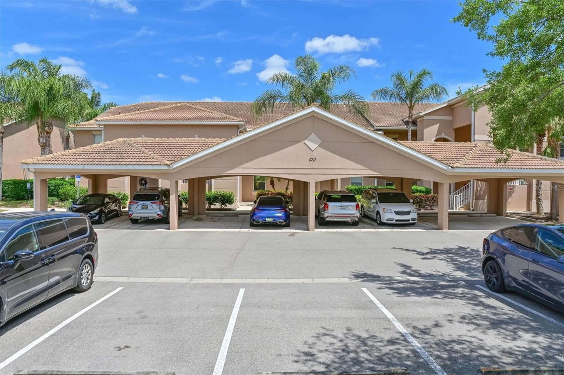 1011 Fairwaycove Lane Bradenton FL 34212
