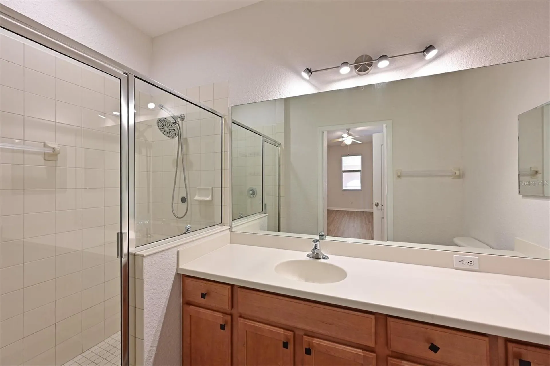 1011 Fairwaycove Lane Bradenton FL 34212