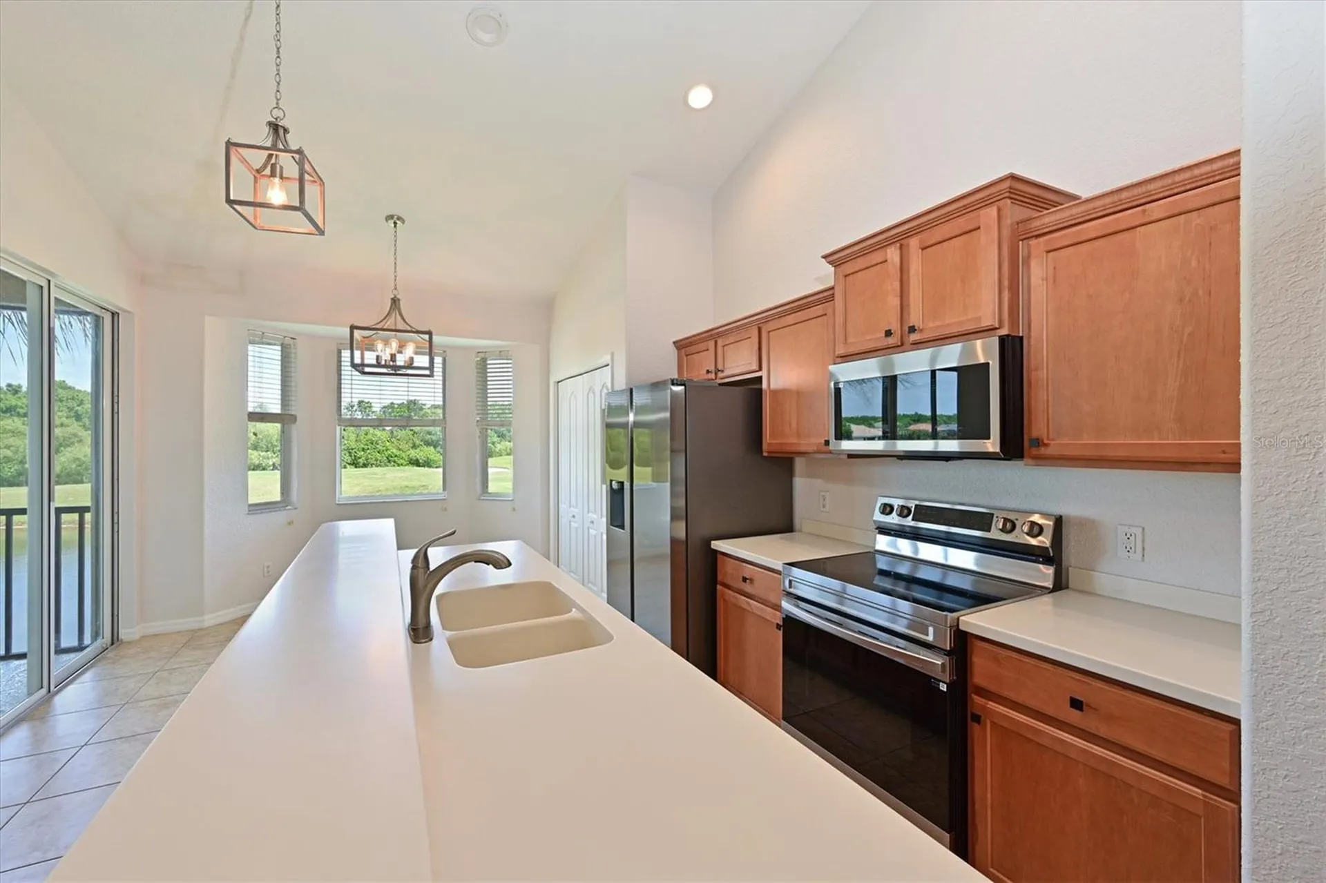 1011 Fairwaycove Lane Bradenton FL 34212