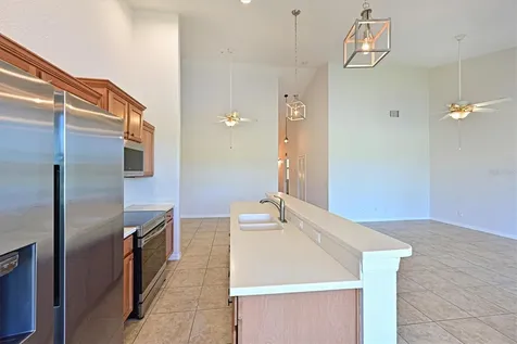 1011 Fairwaycove Lane Bradenton FL 34212