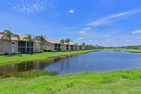 1011 Fairwaycove Lane Bradenton FL 34212