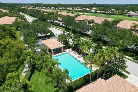 1011 Fairwaycove Lane Bradenton FL 34212