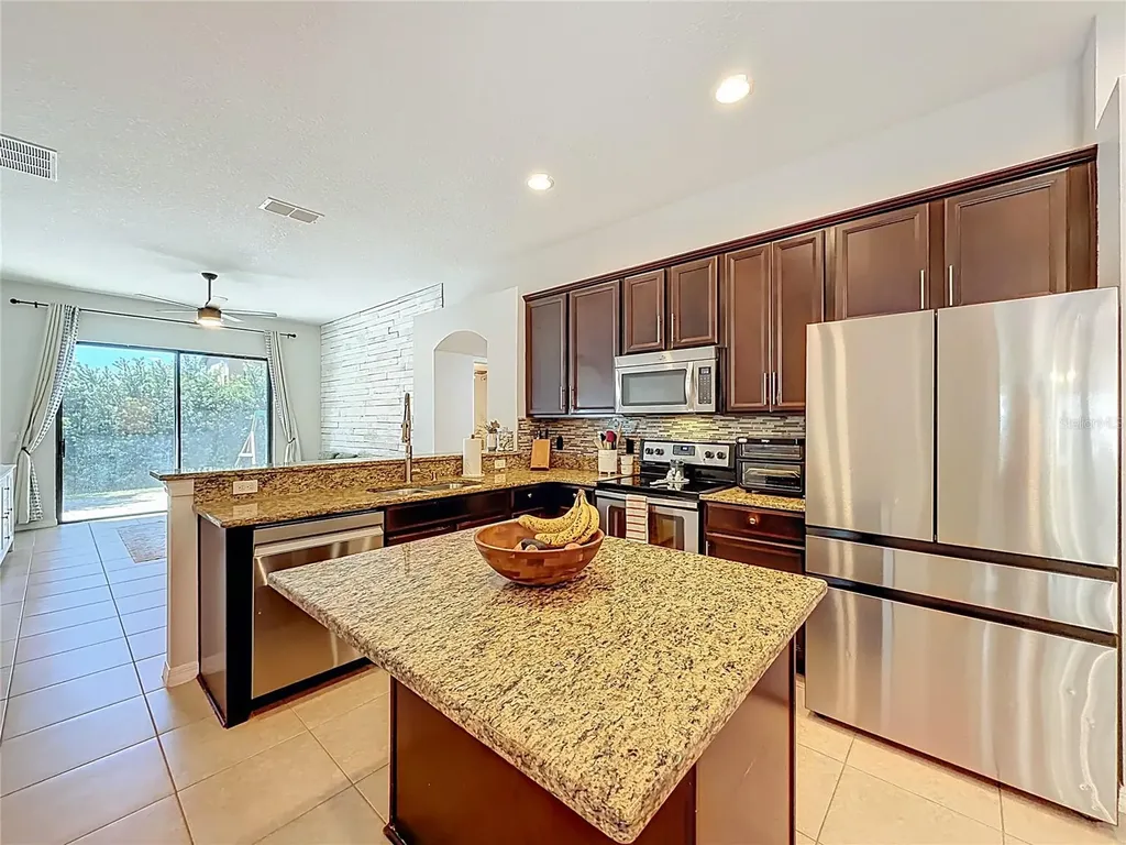 915 Arbor Pointe Avenue Minneola FL 34715