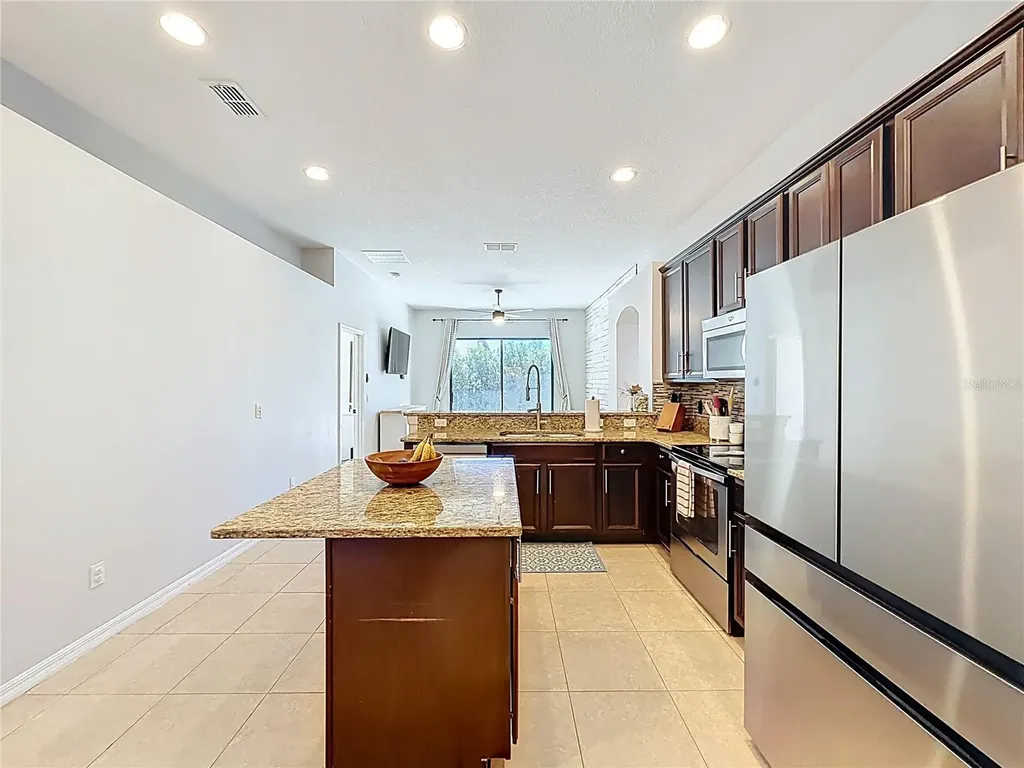 915 Arbor Pointe Avenue Minneola FL 34715