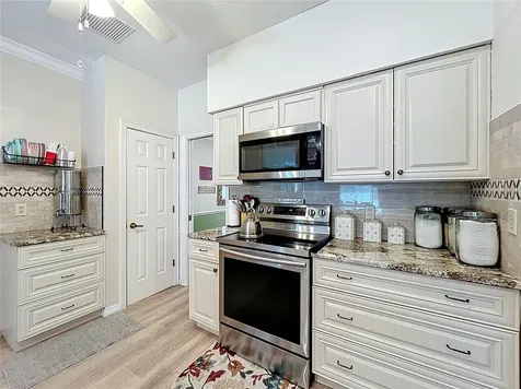1951 Green Meadow Lane Orlando FL 32825