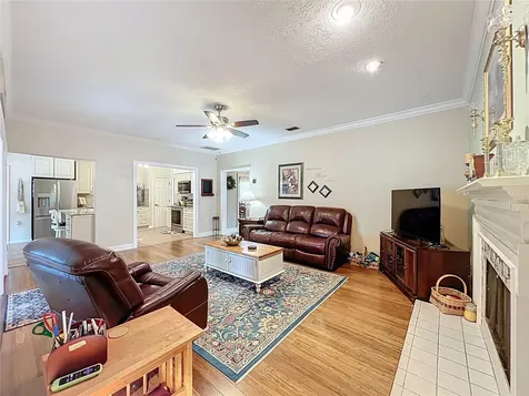 1951 Green Meadow Lane Orlando FL 32825