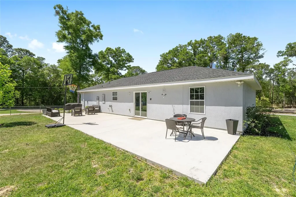 20264 SW 69th Place Dunnellon FL 34431