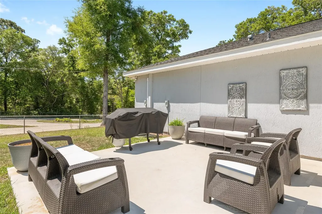 20264 SW 69th Place Dunnellon FL 34431