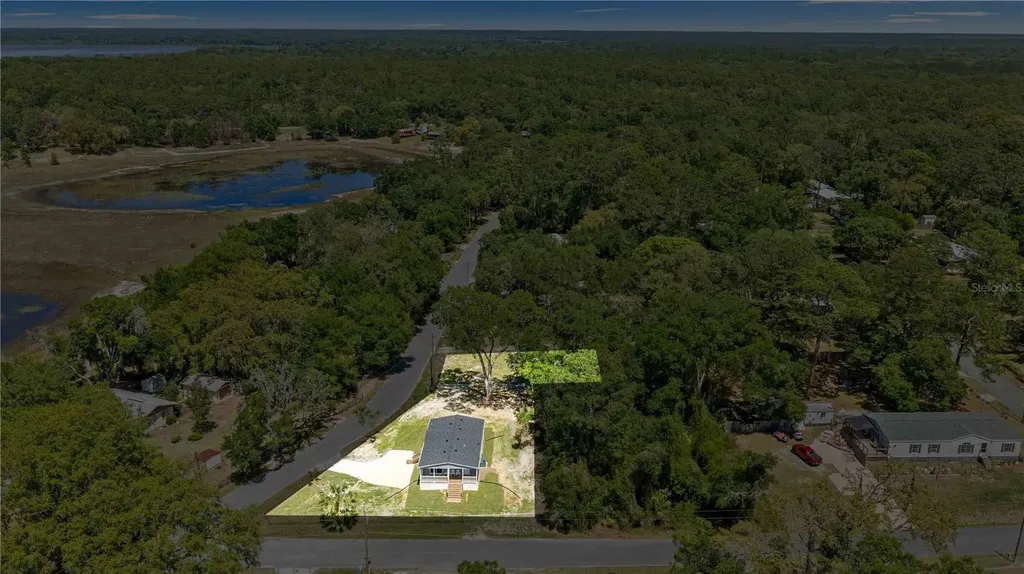17360 SE 65th Street Ocklawaha FL 32179