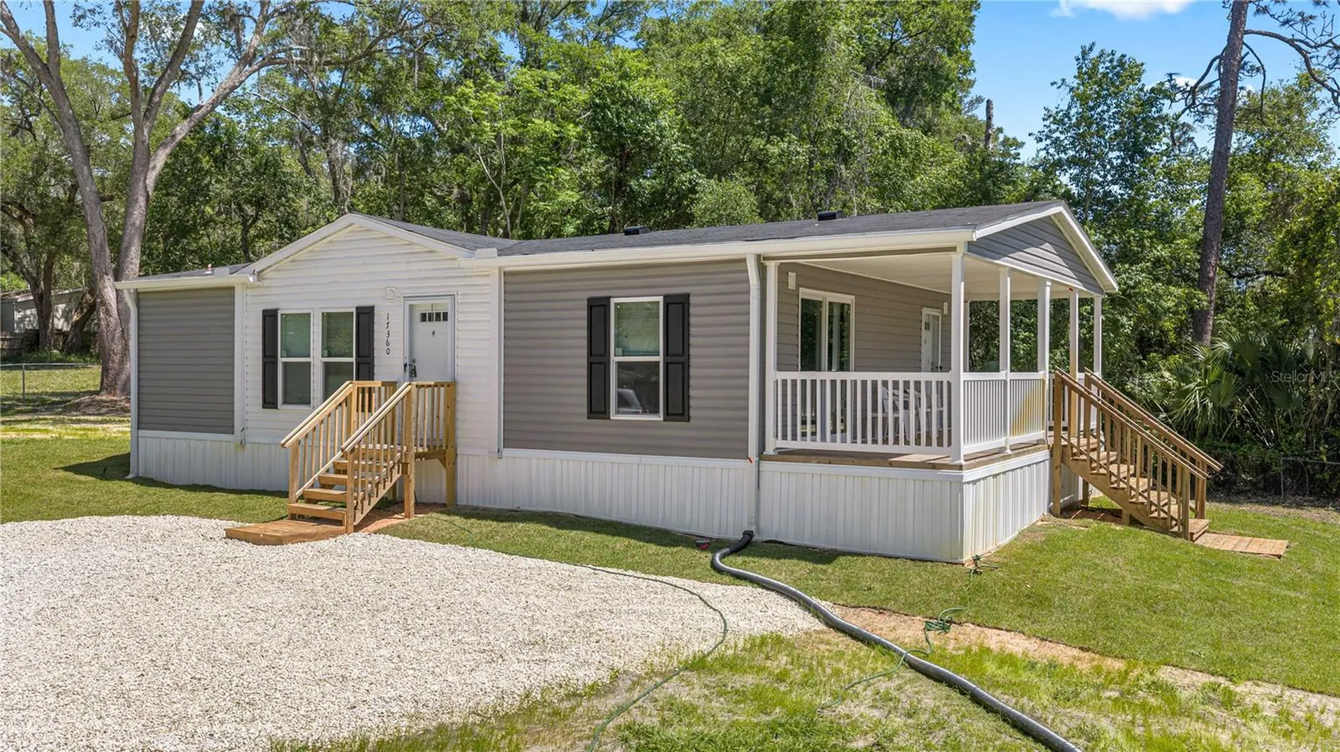 17360 SE 65th Street Ocklawaha FL 32179