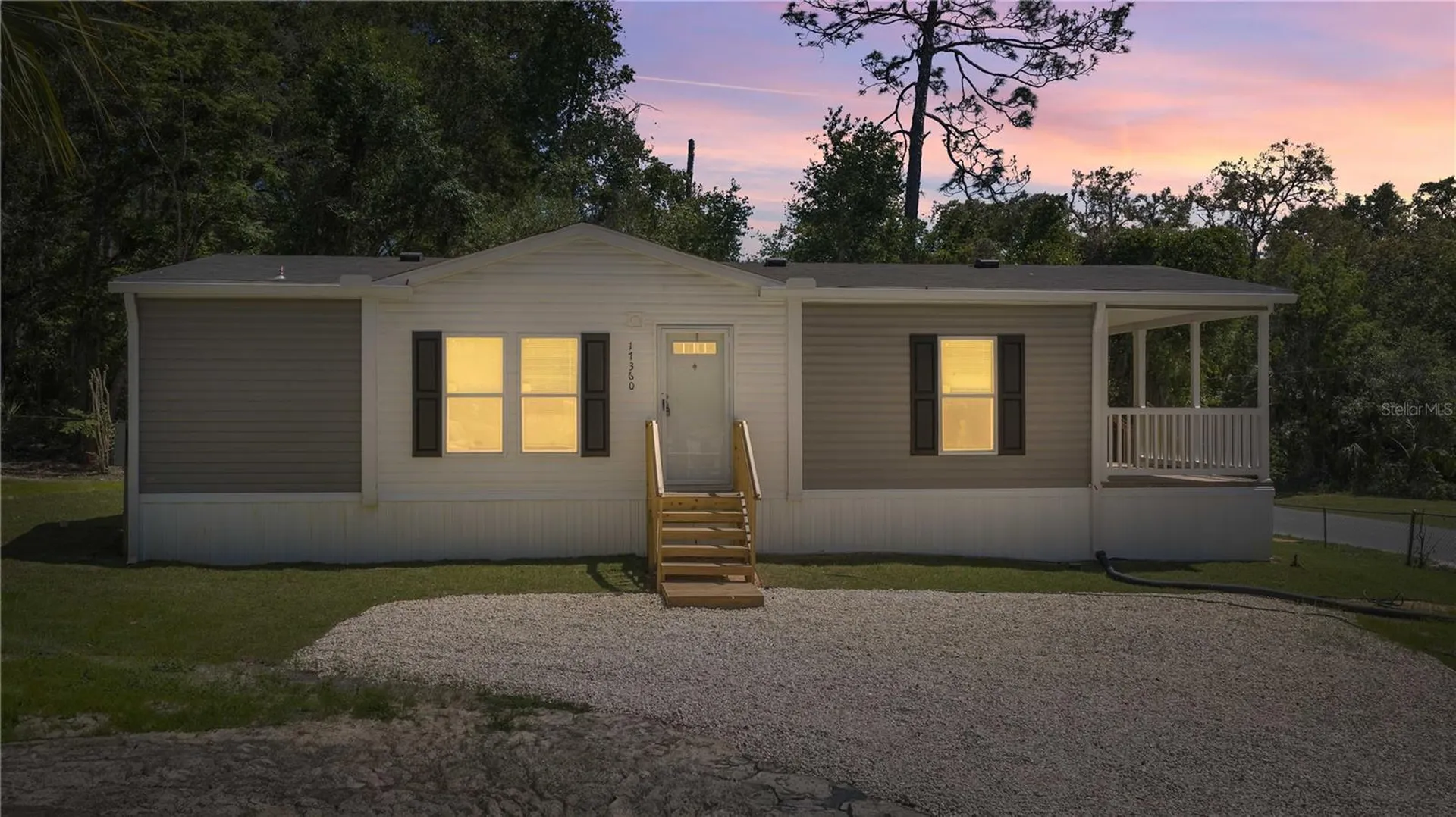 17360 SE 65th Street Ocklawaha FL 32179