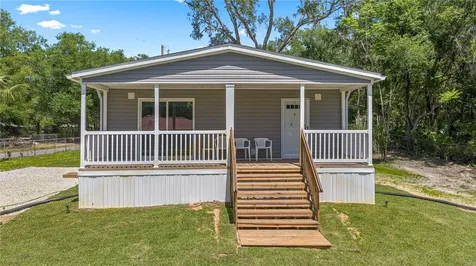 17360 SE 65th Street Ocklawaha FL 32179