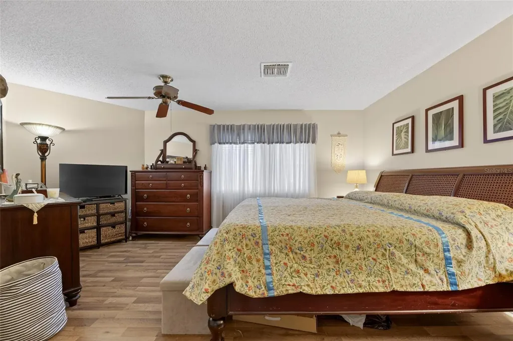 1517 Ingram Drive Sun City Center FL 33573