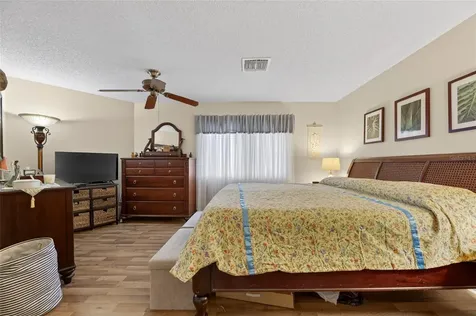 1517 Ingram Drive Sun City Center FL 33573