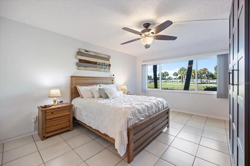 6939 W Country Club Drive N Sarasota FL 34243