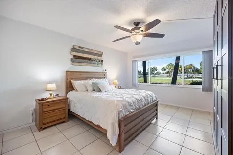 6939 W Country Club Drive N Sarasota FL 34243
