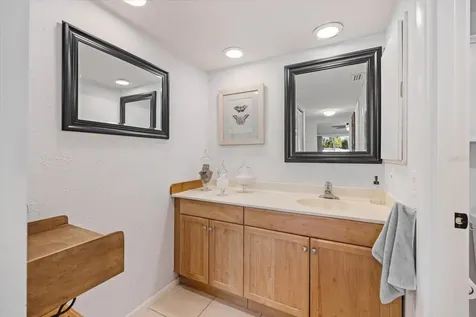 6939 W Country Club Drive N Sarasota FL 34243