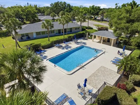 6939 W Country Club Drive N Sarasota FL 34243
