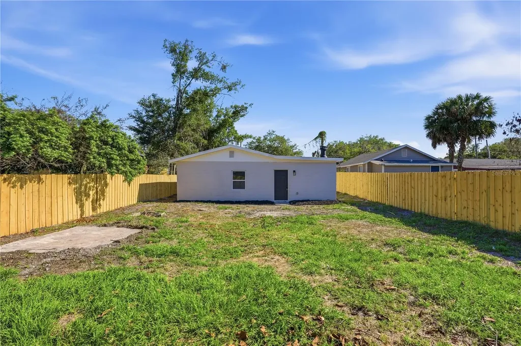 1304 W 16th Street Sanford FL 32771