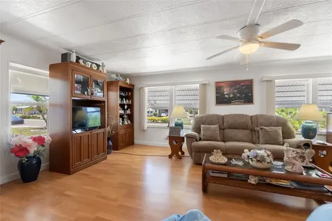172 Palm Harbor Drive North Port FL 34287